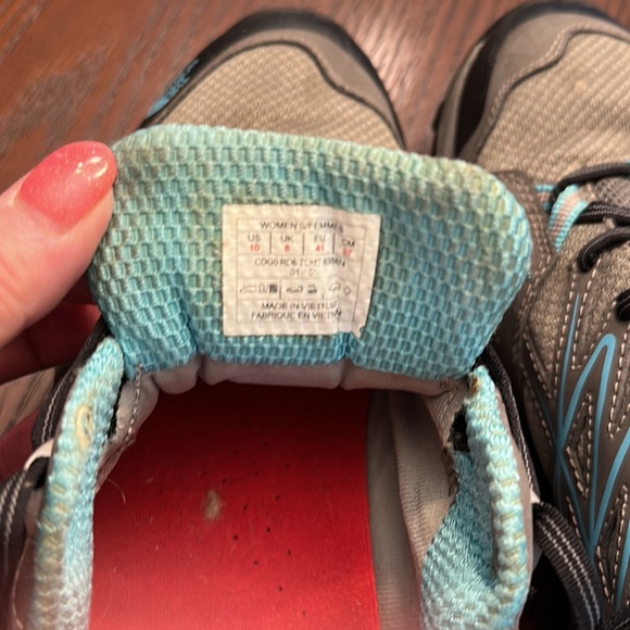 North face tennis shoes - Picture 5 of 6